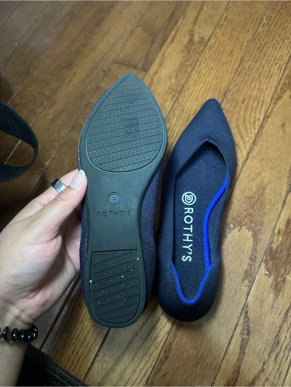 Rothy's "THE POINT" Navy Blue Knitted Pointed Toe Slip On Flats Womens Size 6 - Picture 4 of 4